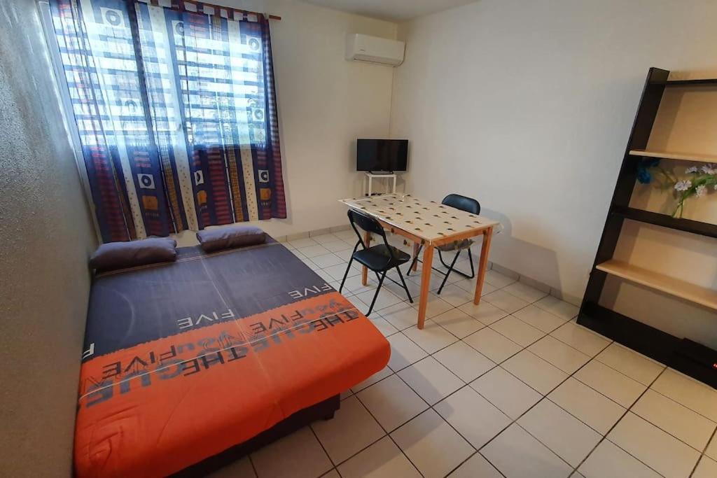 972D6 - Kaymit - Studio 20M2 Schoelcher Buitenkant foto